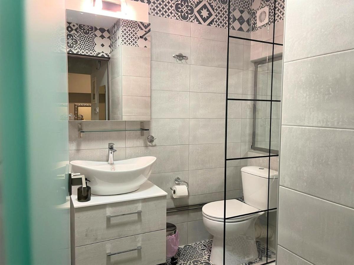 Apartment 55 Fix เอเธนส์ ภายนอก รูปภาพ
